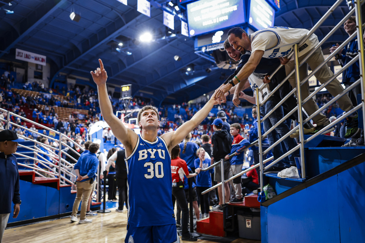 Dallin Hall vs Kansas